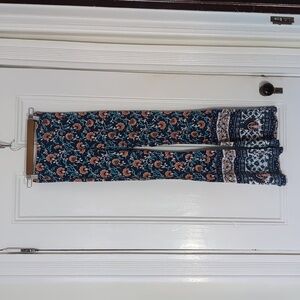 🌙 Vintage Arnhem Bells